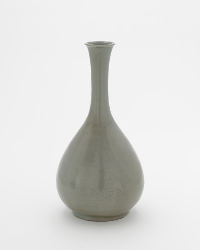 Bouteille avec décoration incisée, 12ème siècle - Korean School