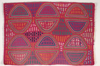 Panneau de chemise (mola), c.1950 - Kuna Indian Culture