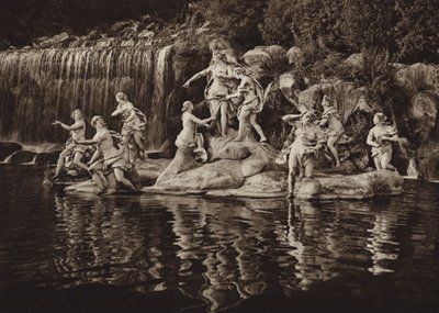 Italie : Caserta, Groupe de Diane, dans le parc - Kurt Hielscher
