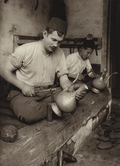 Yougoslavie : Sarajevo, atelier de dinandier - Kurt Hielscher