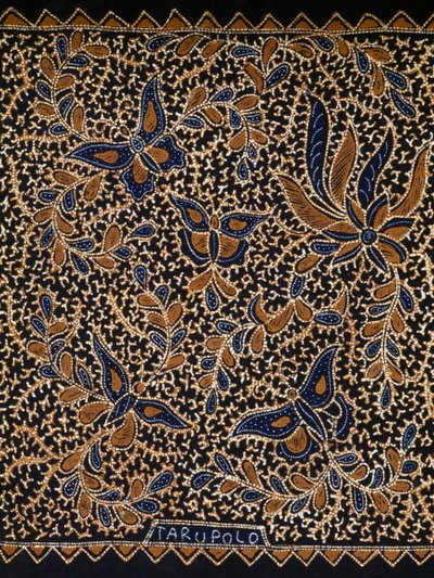 Batik avec décoration traditionnelle de papillons et de fleurs, Java, Indonésie (détail) - Amadeo (after) Modigliani