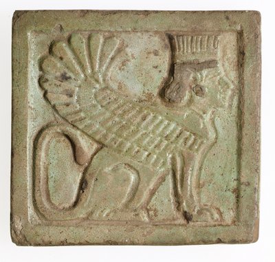 Plaque avec sphinx persan ailé, vers 525-401 av. J.-C. - Late Period Egyptian