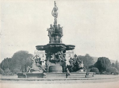 Fontaine à Curraghmore, le siège du très honorable marquis de Waterford, c1915 - Leonard Willoughby