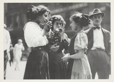 Heure du déjeuner - Lewis Wickes Hine