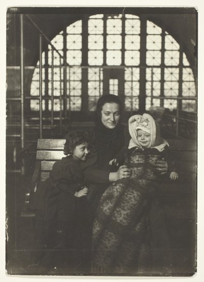 Famille russe, Ellis Island - Lewis Wickes Hine