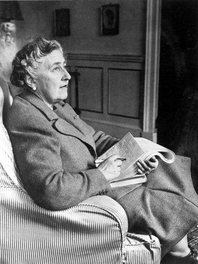 Agatha Christie, écrivaine de romans policiers anglaise, 9 mars 1946 - Unbekannt Unbekannt