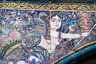 Ange, décorations de carreaux polychromes à Tekyeh Mo