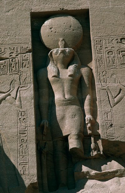 Égypte, Nubie, Abou Simbel, Grand Temple de Ramsès II, façade, niche avec statue du dieu soleil Râ - Unbekannt Unbekannt
