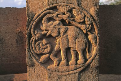 Éléphant, relief sur le Stupa No 2, Sanchi (Liste du patrimoine mondial de l