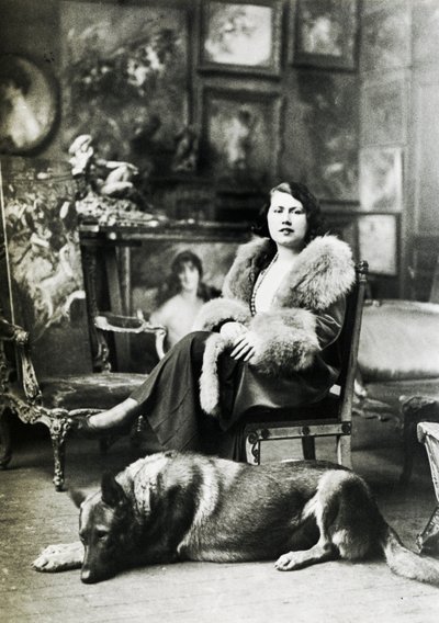 Emilia Cardona Boldini à la Falconiera en 1931, épouse de Giovanni Boldini - Unbekannt Unbekannt