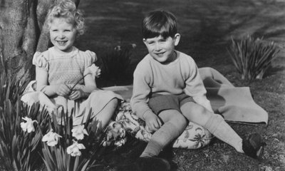 Le prince Charles et la princesse Anne enfants à Balmoral - Lisa Sheridan