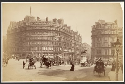 Grand Hôtel, Charing Cross - London Stereoscopic and Photographic Company