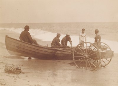 Pêcheurs déchargeant un bateau, Sea Bright, New Jersey - Louis Comfort Tiffany