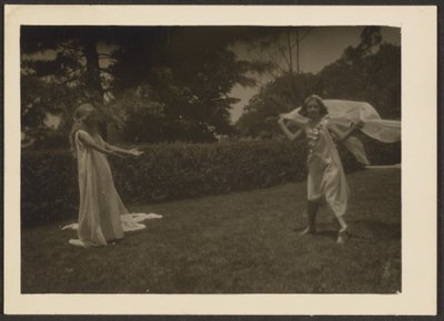 [Danseurs dans le jardin] - Louis Fleckenstein
