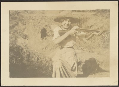 [Florence avec arme] - Louis Fleckenstein