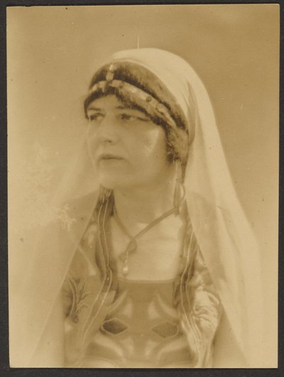 [Nautch Girl] - Louis Fleckenstein
