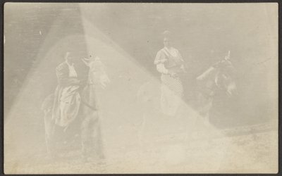 [Deux femmes sur des mules] - Louis Fleckenstein