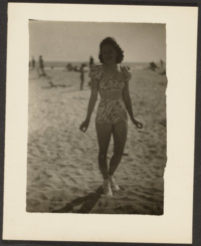 [Femme en bikini] - Louis Fleckenstein