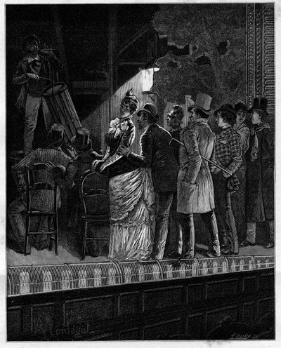 Quel effet, grand dieu, produit sur ce public sceptique cette musique rustique... Spectateurs écoutant un joueur de tambour. Dans « Trente ans de Paris » collection autobiographique d