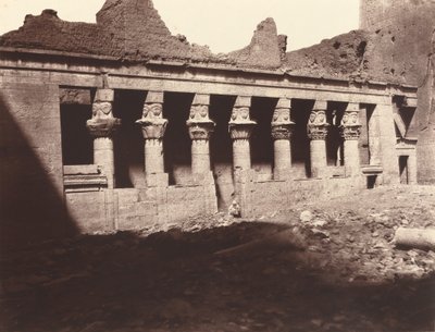 Philae, Cour Intérieure, Colonnade de l