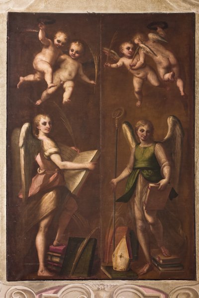 Gênes, Duomo (cathédrale Saint-Laurent), sacristie, chapelle : "Anges avec insignes épiscopaux, livres et branches de palmier", par Luca Cambiaso, vers 1580 - Luca Cambiaso