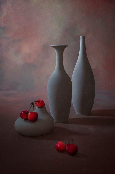 Nature morte élégante aux cerises - Lydia Jacobs