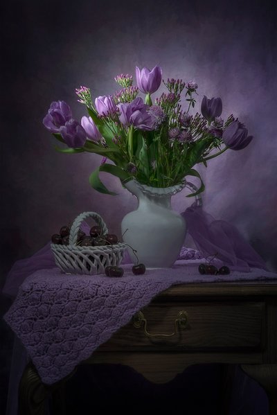 Tulipes violettes et cerises - Lydia Jacobs
