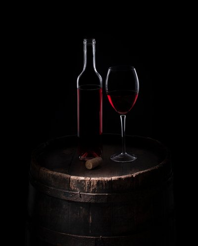 Nature morte classique au vin rouge - Margareth Perfoncio