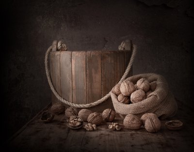 Nature morte aux noix rustiques - Margareth Perfoncio