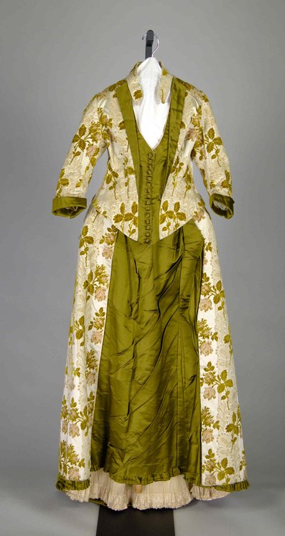 Robe américaine - Marion E. Dick