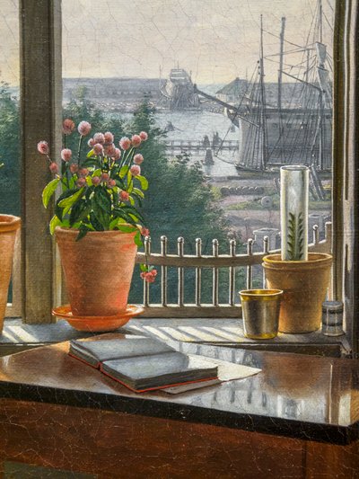 Vue devant la fenêtre de l