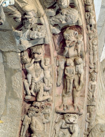 Détail du Portique de la Gloire avec des scènes de l
