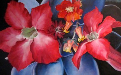 Fleurs rouges et bleues éclatantes - Maxine Shore