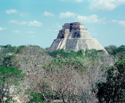 Civilisation précolombienne : vue du temple supérieur sur le site d