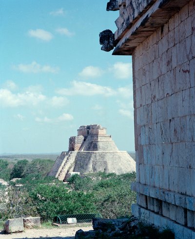 Civilisation précolombienne : vue du temple supérieur sur le site d