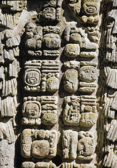 Stèle A, Plaza de Ceremonias, 731 après J.-C. - Mayan