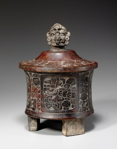 Un vase tripode maya avec couvercle et gravé, c.250-450 - Mayan Mayan