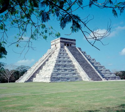 Civilisation précolombienne : vue du site de Chichen Itza dans la région du Yucatan. Civilisation maya, période classique et renaissance maya, 750-1200 après J.-C. Mexique - Mayan Mayan