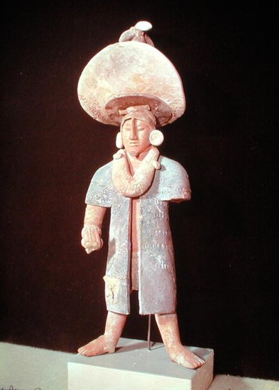 Figure masculine debout, du cimetière de l