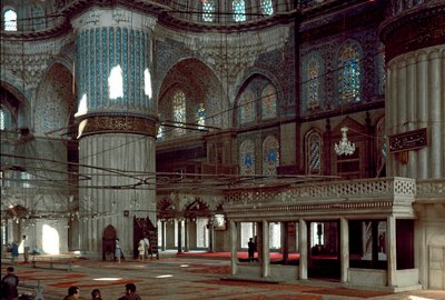 Art ottoman : vue intérieure de la Mosquée Bleue construite entre 1609 et 1616 - Mehmet Aga