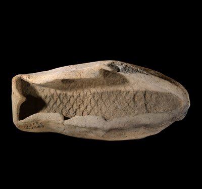 Mésopotamie : moule en terre cuite en forme de poisson - Mesopotamian