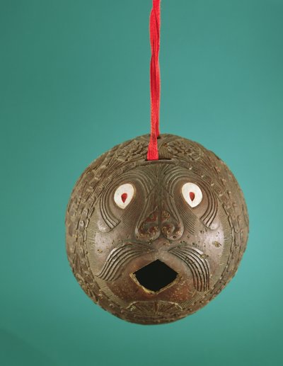 Banque sculptée, fin du 19e siècle (noix de coco) - Mexican School