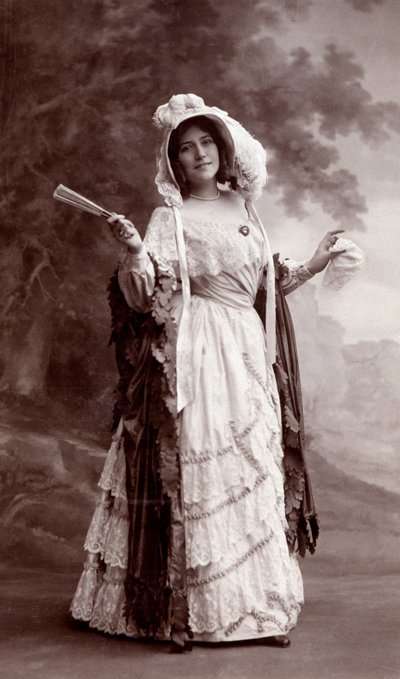 Photographie dans "Petites albums pour rire numéro 1. Folies parisiennes" - Nadar