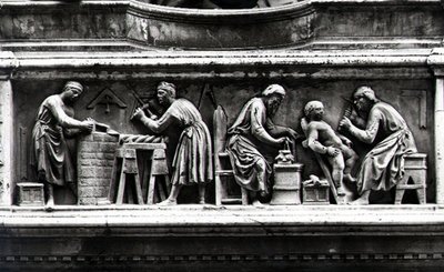 Relief représentant des artistes et des artisans au travail - Nanni di Banco