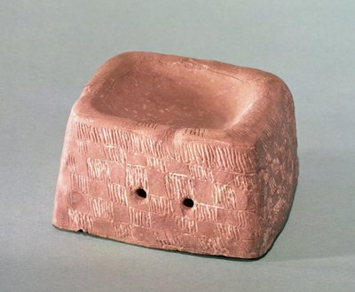 Support de vase utilisé comme brûle-parfum, Culture Chasséenne, 3000-2500 av. J.-C. - Neolithic Neolithic