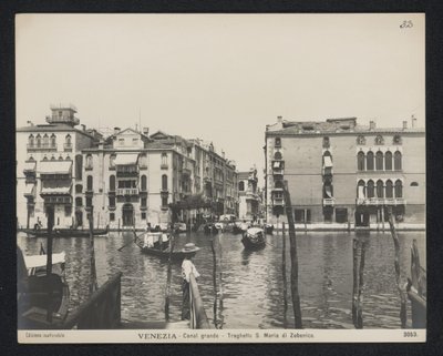Ferries vers la Chiesa di Santa Maria del Giglio à Venise - Neue Photographische Gesellschaft