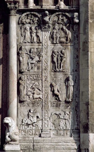 Détail du côté sud du porche ouest - Nicholaus