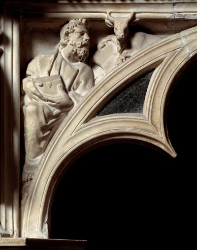 Art gothique : Saint Luc Évangéliste, détail des arcs de la chaire en marbre - Nicola Pisano