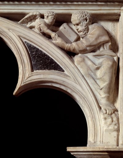 Art gothique : « Saint Mathieu Évangéliste » détail des arcs de la chaire en marbre sculptée par Nicola Pisano - Nicola Pisano