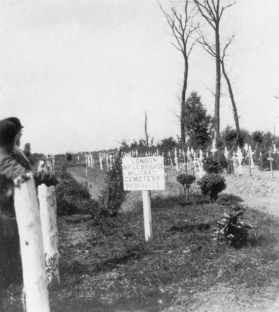 Cimetière de la Brigade des Fusiliers de Londres, Ploegsteert, Belgique, Première Guerre mondiale - Nightingale and Co